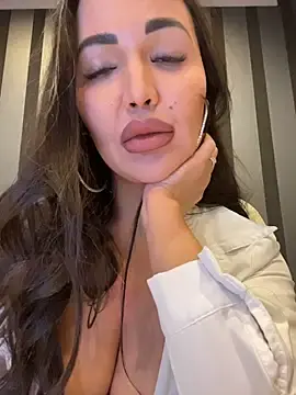 ANGELIKA7741  live sex cam