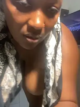 Cardiebae89  live sex cam