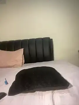 Cardiebae89  live sex cam