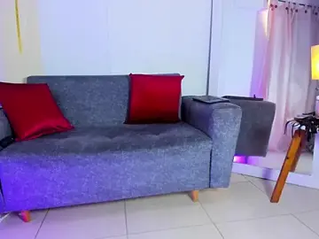 Emylyjonhs  live sex cam