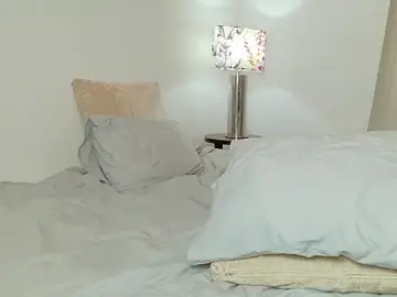 LeaMoon1  live sex cam