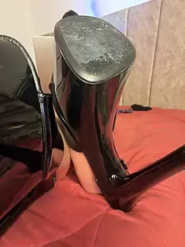Ammberly__Adam23  live sex cam