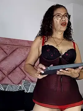 Merybeks  live sex cam