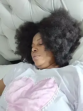 Nattybae009  live sex cam