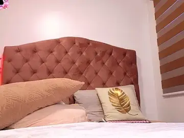 Asian_dhimple  live sex cam