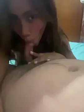 Gangozo44  live sex cam