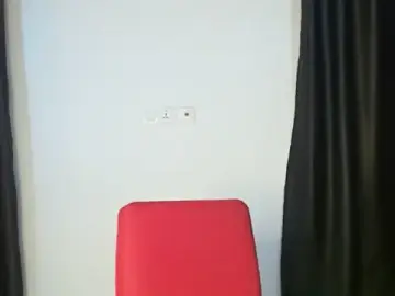 Pettyswitna  live sex cam