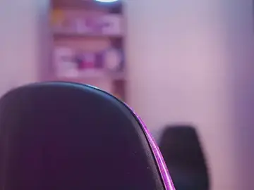 Briana_Collin  live sex cam