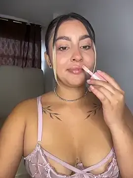 Elina_Hills  live sex cam