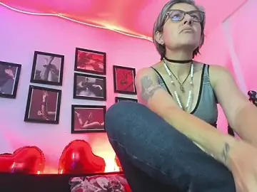 MistressNyx_cg  live sex cam