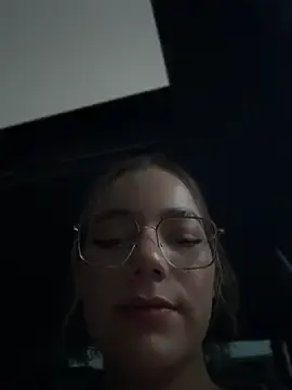 NicoleCut  live sex cam