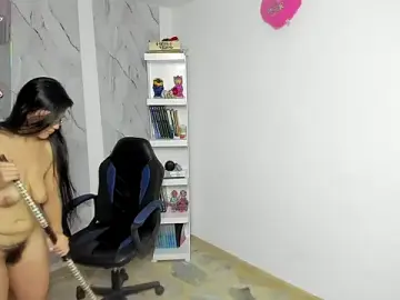 Alayasmile  live sex cam