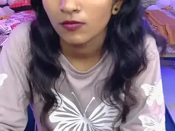 Bold-aaisha  live sex cam