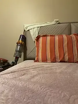 Derya35  live sex cam