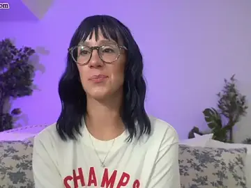 Greydesire  live sex cam