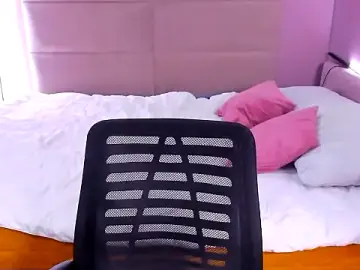 Hella_Fabel  live sex cam
