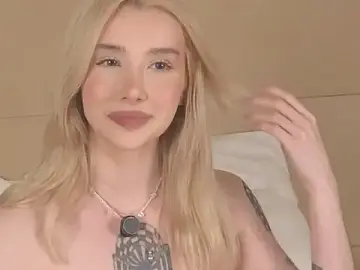 Nesolla  live sex cam