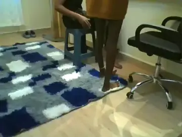 Skinoren  live sex cam