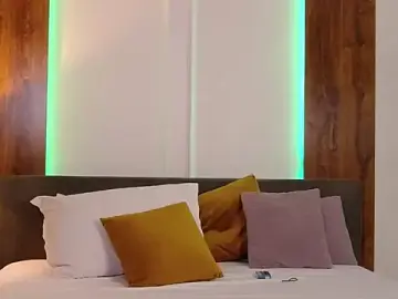 SkylerSpark  live sex cam