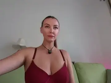 Untamed_Reina  live sex cam