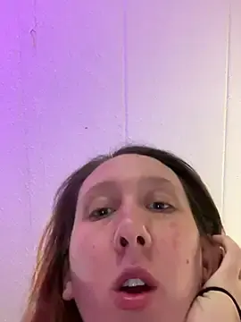 Creamiscreamy  live sex cam