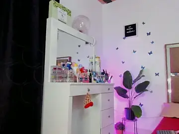 Kendall-ewers  live sex cam