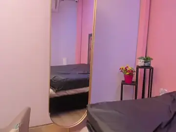Mia_milff  live sex cam