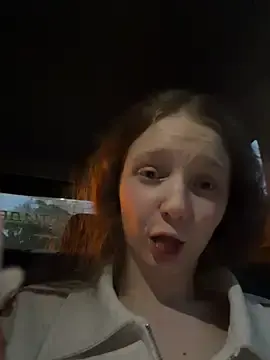 Outside_rosy  live sex cam