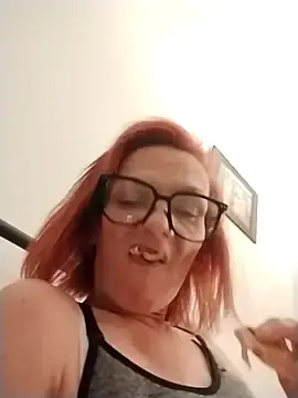 Quimby_andrea  live sex cam