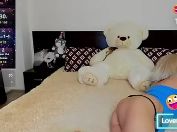 Hanna_Becrett17  live sex cam