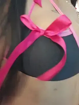 Jenifer_em  live sex cam