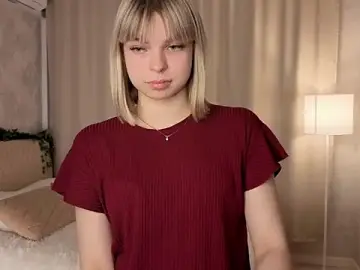 SheIaBrice  live sex cam