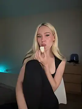 XDinnax  live sex cam