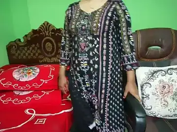 BengaliQueenStar  live sex cam