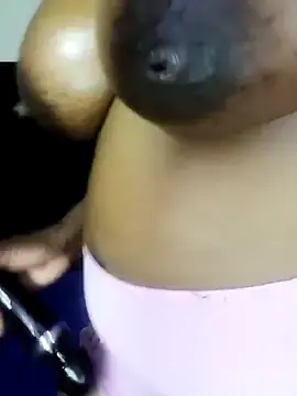 Nipples_Lovers30  live sex cam