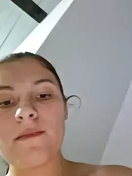 Yeras_  live sex cam