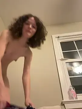 ItsLucyLittle  live sex cam