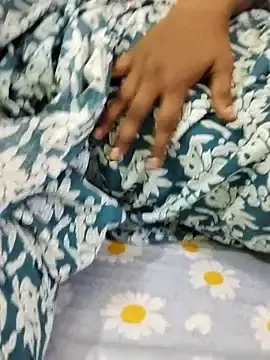 Jhhuma  live sex cam
