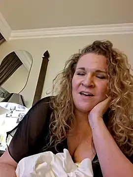 Less-is-moore  live sex cam