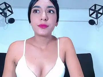Srta_luciana  live sex cam