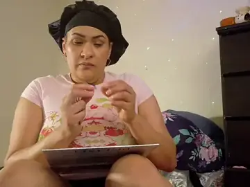 Sweetp3ach29  live sex cam