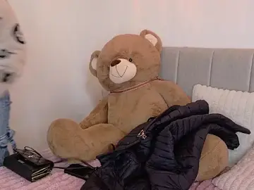 BellaCute_01  live sex cam