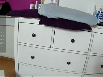 Latina_daily  live sex cam