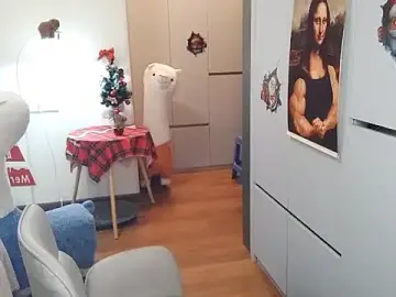 QIQI779  live sex cam