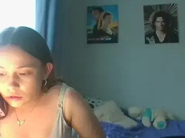 RiaLowelyt  live sex cam