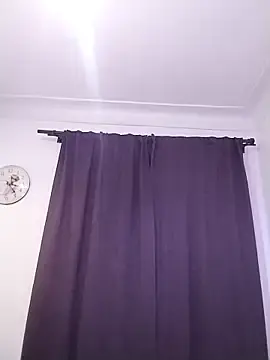Soltanadubai  live sex cam