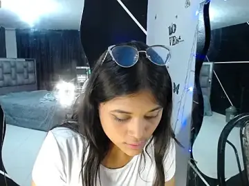 Camiih_18  live sex cam