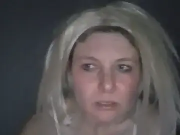 Crazy_____crystal_____  live sex cam