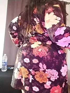 Lmalikaahlamedubai  live sex cam