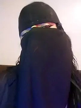 Lmalikaahlamedubai  live sex cam